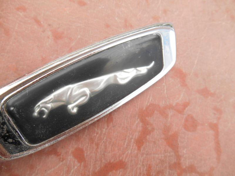 JAGUAR Plastic Left Face Fender Emblem Pin Style B Driver Quality, US $9.99, image 2