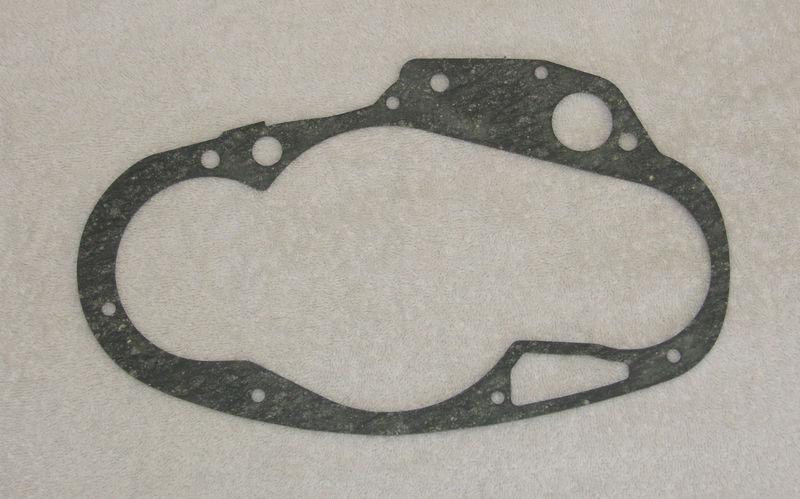 Suzuki x6/t20/tc250/hustler clutch cover gasket, new oem part! 11482-11000