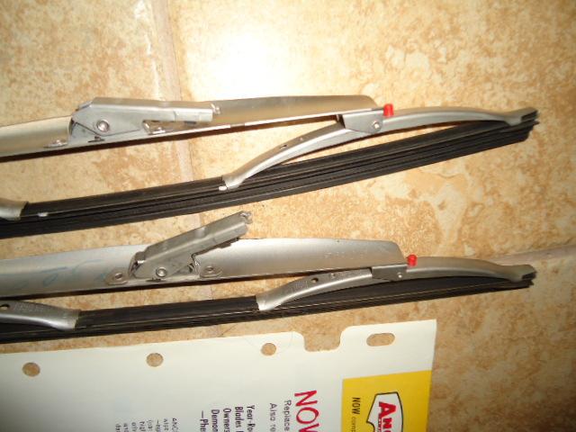 ANCO By Anderson NOS Anti Wind-Lift Wiper Blades 13