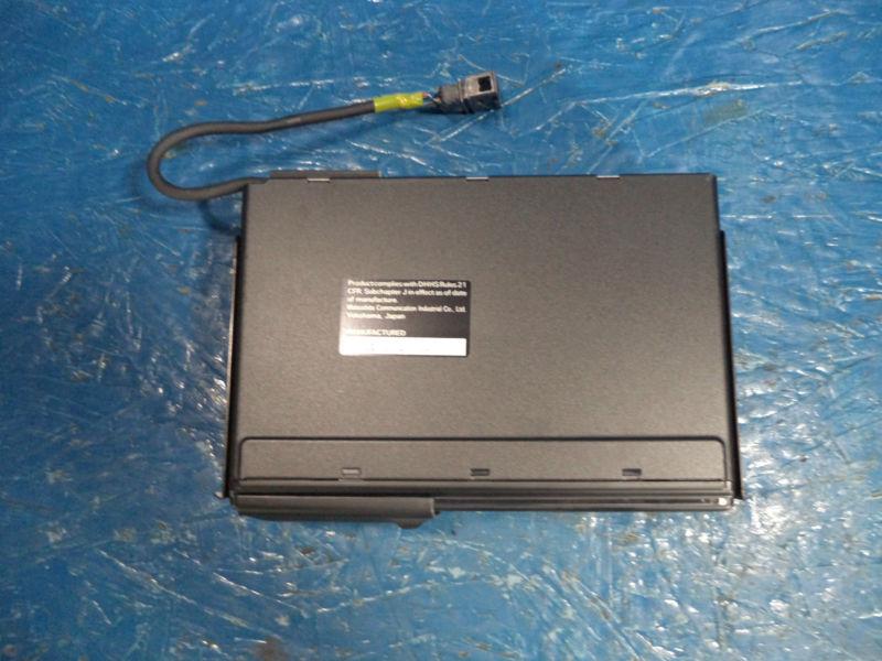 2001-2005 volkswagen passat b5.5 6 disk changer cd player 1j6 035 111