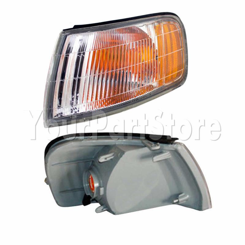 95-98 honda odyssey side marker corner park turn signal lamp light left side