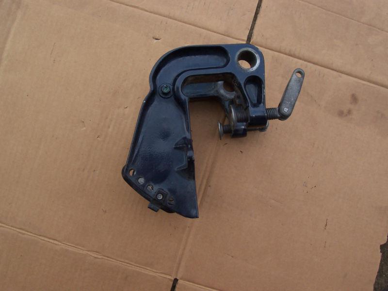 Evinrude johnson 15hp outboard motor transom clamp assembly  