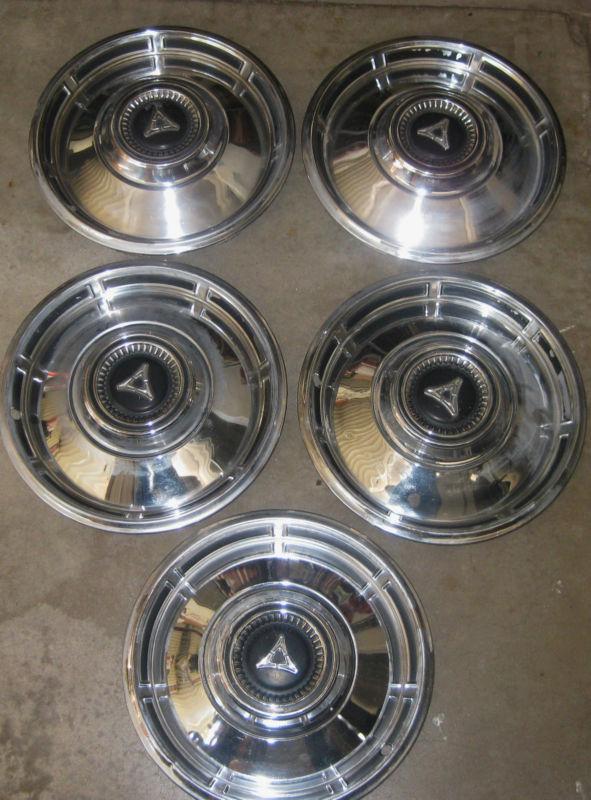 5 dodge hubcaps