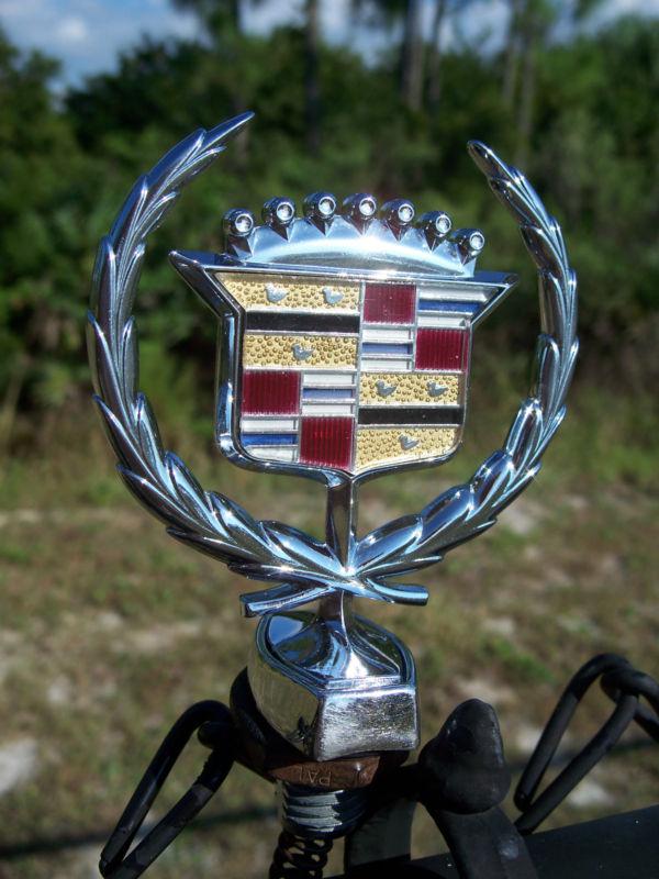 80 81 82 83 85 86 87 88 89 90 91 92 cadillac fleetwood brougham hood ornament 