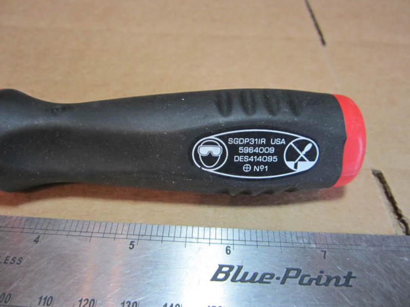 Sell SNAPON TOOLS 1 x 3" PHILLIPS RED SOFT HANDLE SCREWDRIVER in