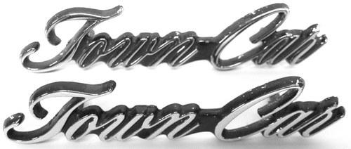 80-90 lincoln town car metal front fender script emblems