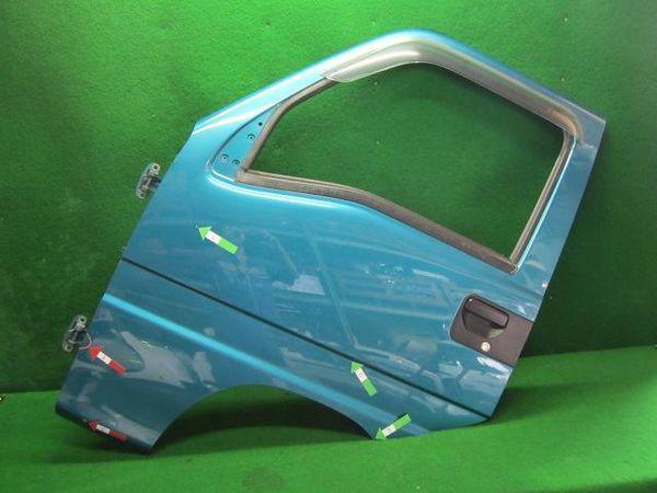 Subaru sambar 2002 front left door assembly [1213200]