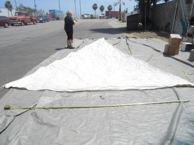 2395  free-flying sailboat jibsail - luff =25' 9"