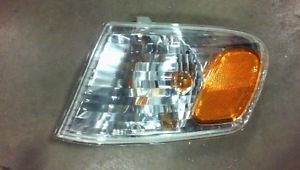 98 99 00 toyota corolla l. corner/park light parklamp/turn signal fender-mtd
