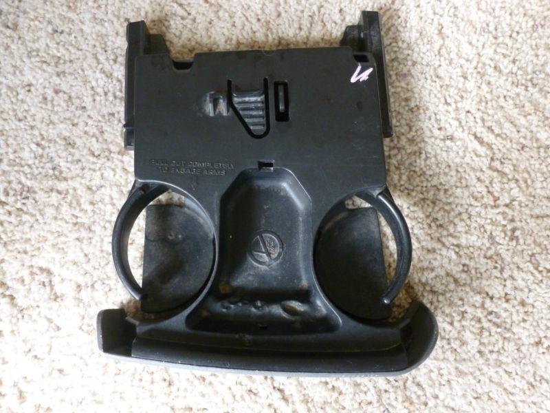 Sell Dodge Caravan Dash Cup Holder '0107 Chrysler Town & Country