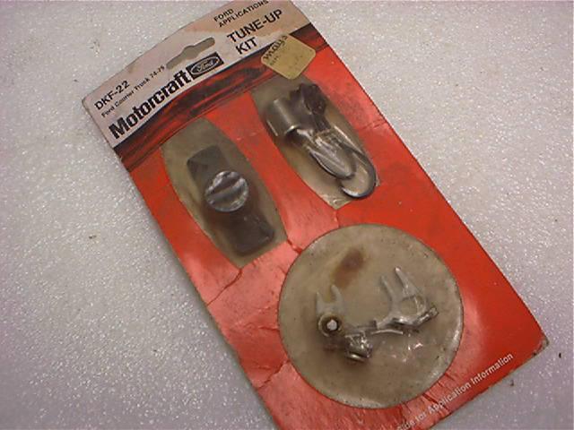 Nos motorcraft dkf-22 tune up kit 1974 -75 ford courier truck points condenser 