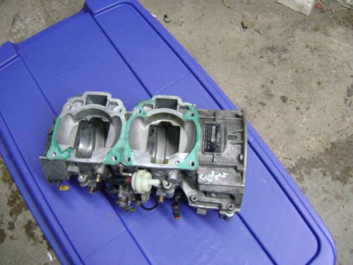 Ski doo mxz rev 600 sdi 04 crankcase crank case