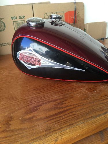 Harley davidson flstc oem custom two tone tank