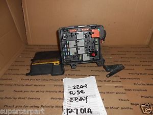 2006  saab 9-5 95  interior fuse relay box