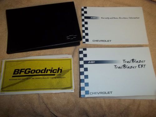 2004 04 chevrolet trailblazer &amp; ext suv owners manual set w/ case complete