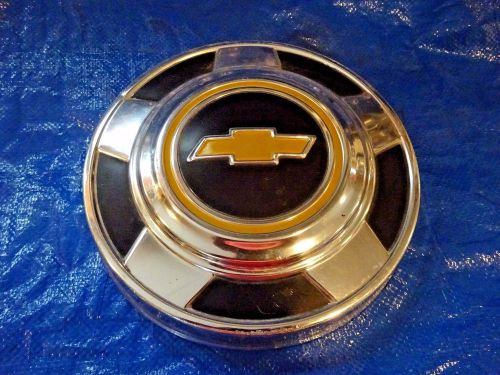 1978 - 1987 chevrolet 1/2 ton truck van 15&#034; wheel hub cap  362011
