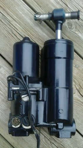 Evinrude  power  trim  unit