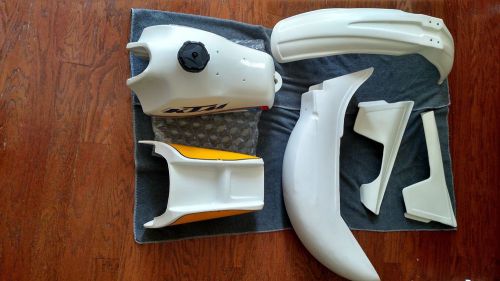 1981 ktm gs 420/ 495 - body kit - ahrma - isdt