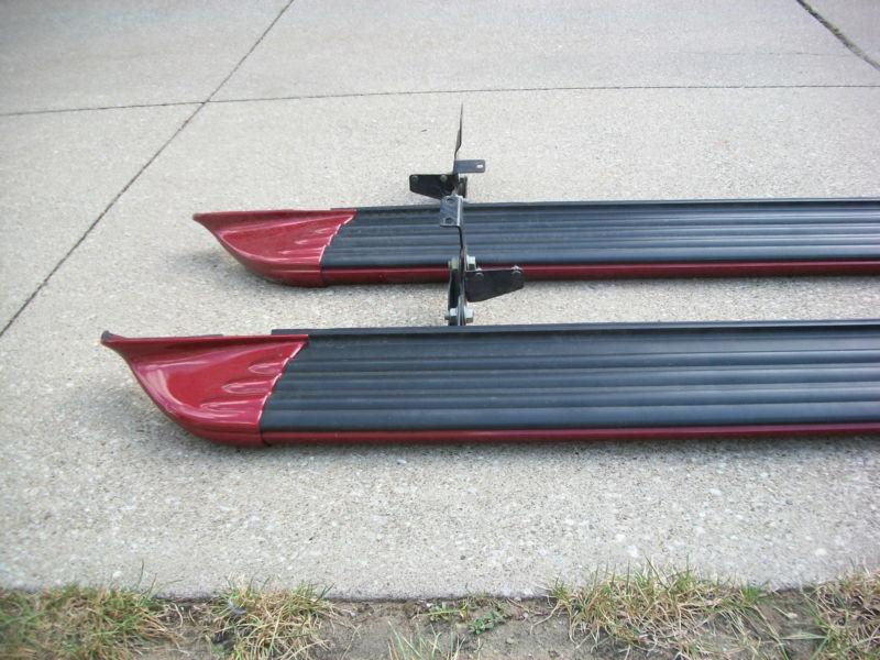 Sell Running Boards for Dodge Caravan in Cuyahoga Falls, Ohio, US, for