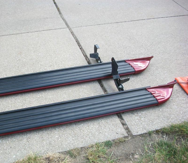Sell Running Boards for Dodge Caravan in Cuyahoga Falls, Ohio, US, for
