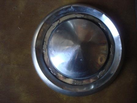 Vintage chevrolet dog dish  hubcap