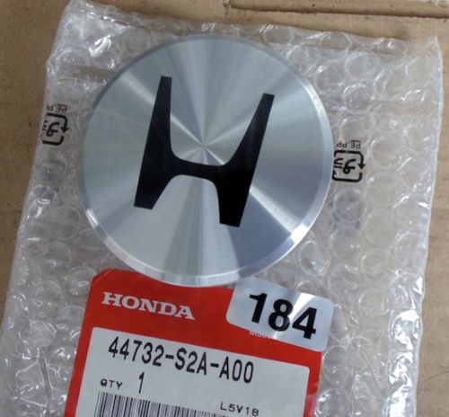 Honda aluminum wheel center cap 44732-s2a-a00 for s2000 genuine