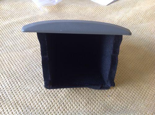 Nissan lid fuse block