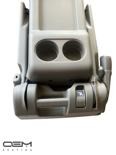 ⭐️2005-2010 Honda Odyssey Second Row Jump Seat Light Gray LEATHER Seat⭐️, US $220.00, image 3