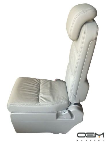 ⭐️2005-2010 Honda Odyssey Second Row Jump Seat Light Gray LEATHER Seat⭐️, US $220.00, image 4