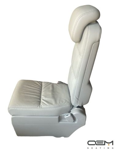 ⭐️2005-2010 Honda Odyssey Second Row Jump Seat Light Gray LEATHER Seat⭐️, US $220.00, image 5