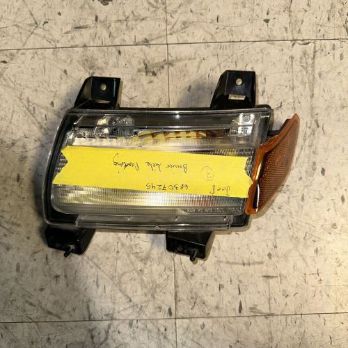 Jeep JL Wrangler OEM Front Driver Side Turn Signal 68307245AE 2018-2023 142359, US $28.80, image 2