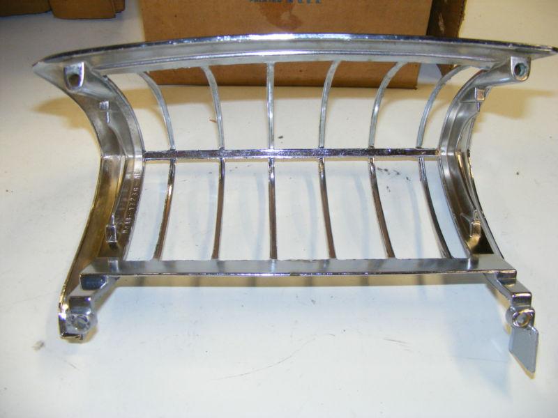 1974 FORD FULLSIZE PARK LAMP DOOR BEZEL RH NOS NEW D4AZ-13210-A, US $34.99, image 4