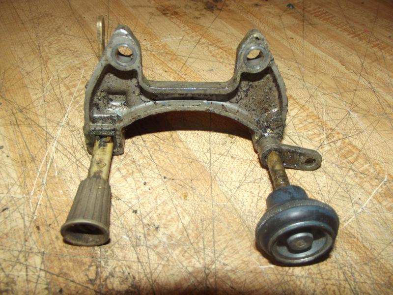 1961 evinrude 18 hp part# 278047-1  0278047-1 controls bracket and linkage 