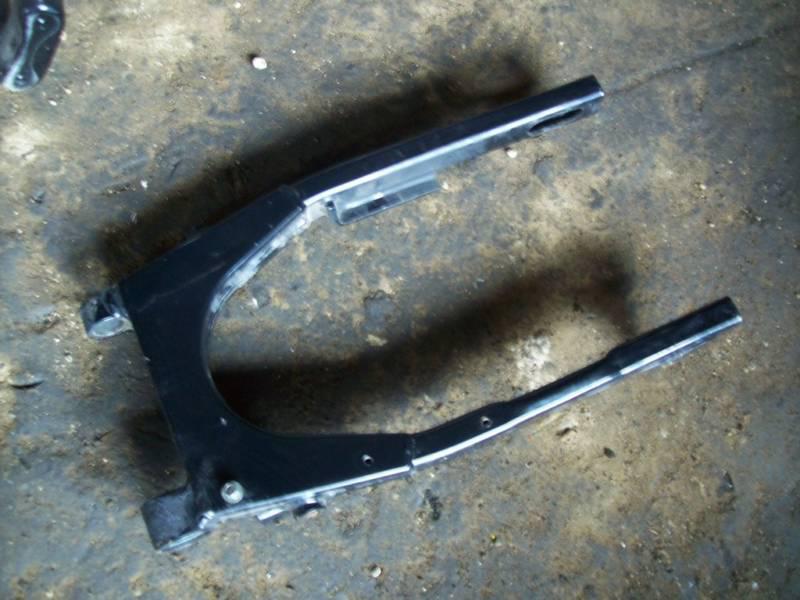 Sell 01 Harley Davidson XL1200 swingarm swing arm 89807 in Long Beach