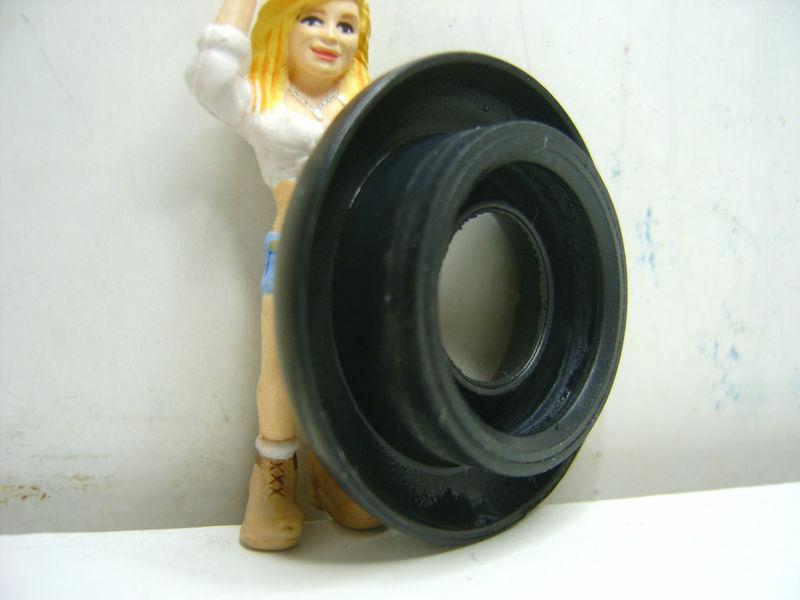 Ford Focus Trunk Lock RUBBER Ring OEM 00-05, US $9.99, image 2