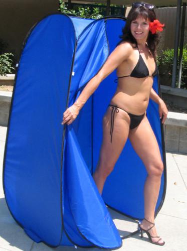 Pontoon boat changing room / potty room