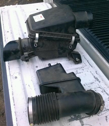 Toyota tundra air box (read description)