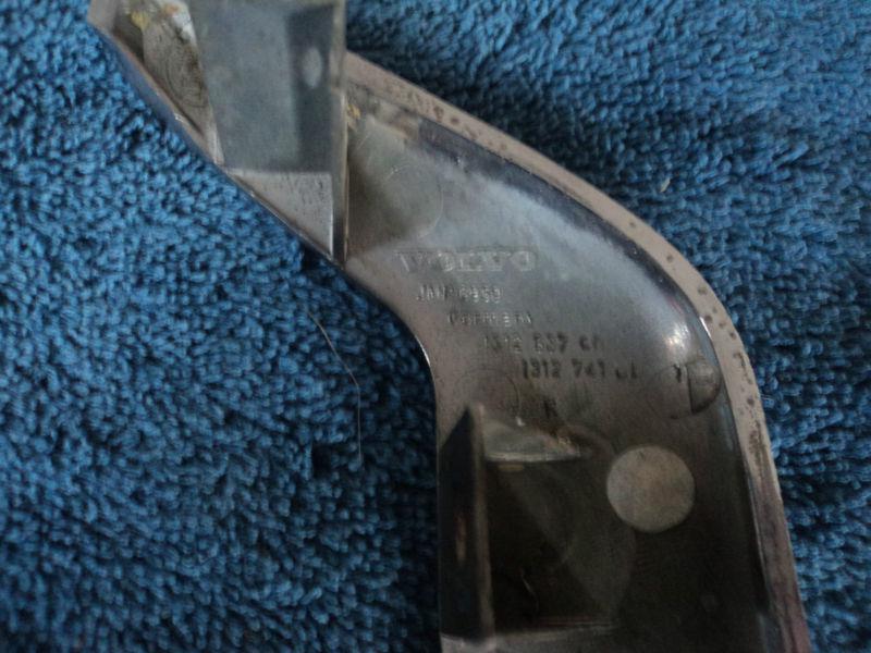 Sell Volvo 240 Turn Signal Marker Light "Eye Brow" Chrome Trim Passenger Side OEM in Lynn