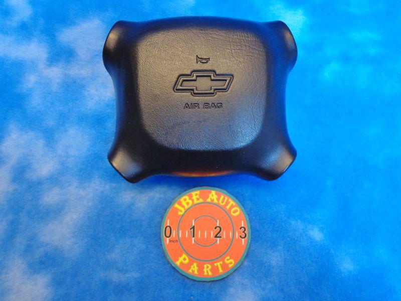 Sell 9899 Silverado 1500 Driver Wheel Airbag 168237262 Light Wear OEM