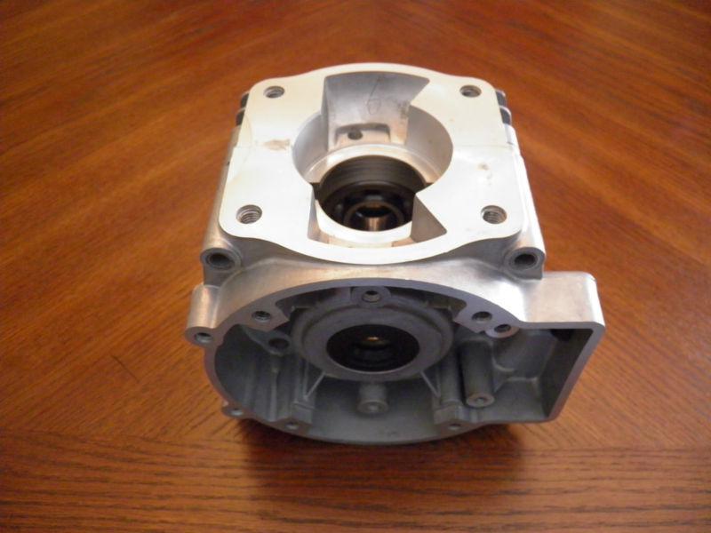 YAMAHA KT100 KT 100 CRANKCASE BRAND NEW, US $79.00, image 2