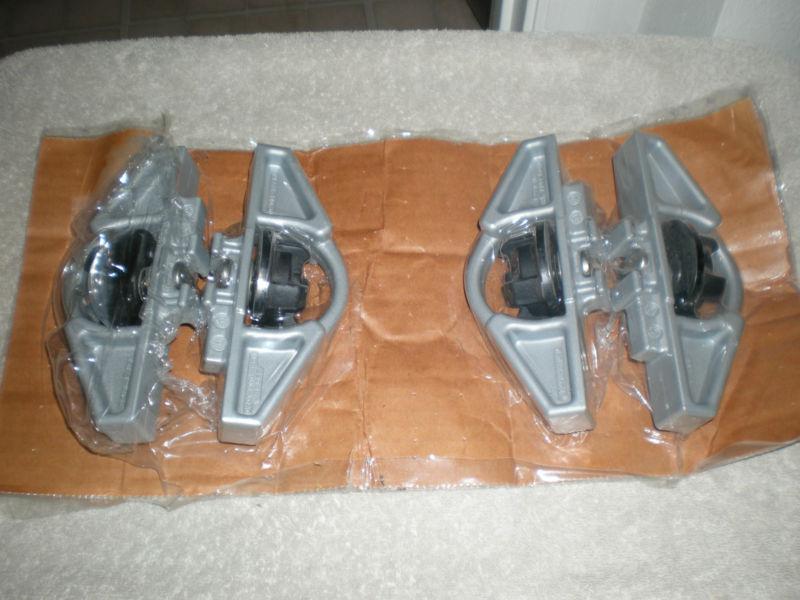 Toyota tundra pick up bed cleats