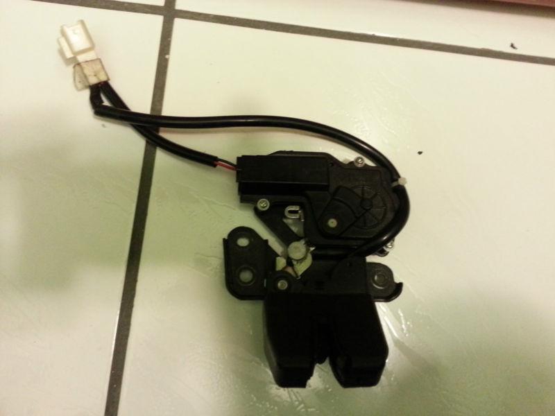 Purchase SCION TC LIFTGATE HATCH LOCK ASSEMBLY (OEM) in Marathon