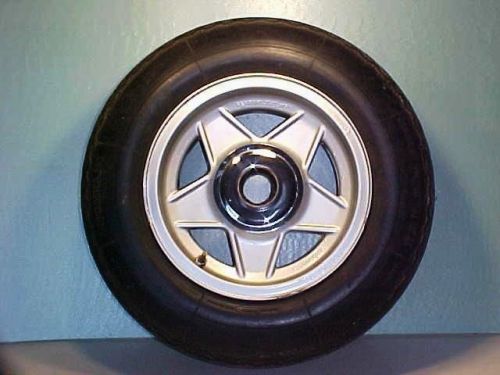 Ferrari 365 wheel rim_michelin tire_hub_trim ring daytona chromodora gtb4 365bb