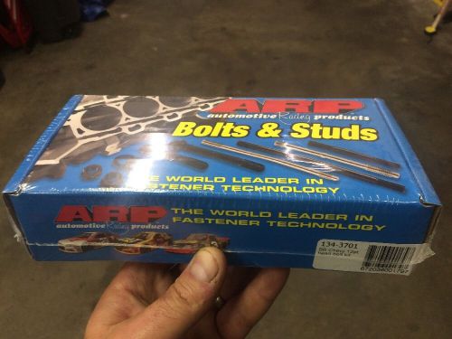 New in box arp sb chevy 12 point head bolt kit (134-3701)