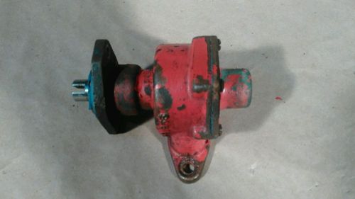 Inline six cylinder water pump volvo penta  johnson p-21956