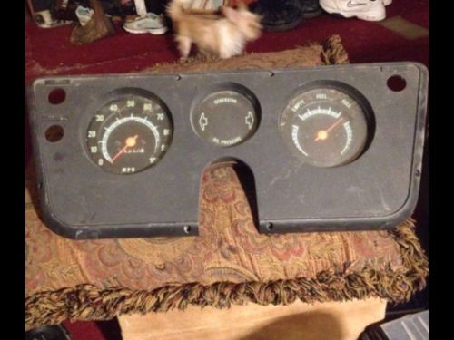 1967-1972 chevrolet gmc instrument cluster c-10 20 30 used