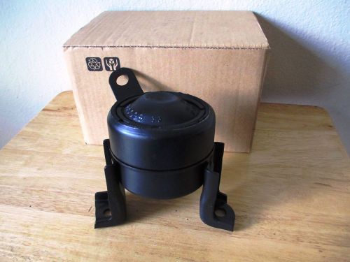 Front right upper side engine mount --  fits: 2004-2005 toyota rav4 (2.4, l4).