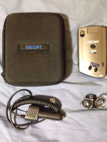 Escort passport 8500 x50 blue display travel case windshield mount &amp; smart cord