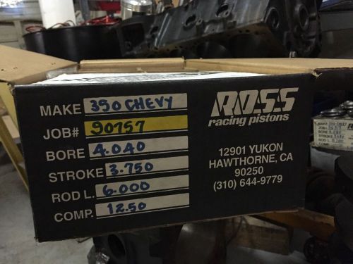 Ross small block chevy pistons.