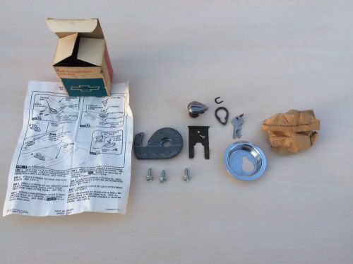 Nos 1965-67-1970 chevrolet full size station wagons rear compartment lock 986263